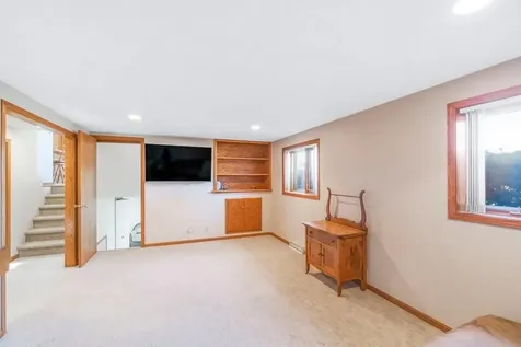 710 3rd Avenue Charles City IA 50616