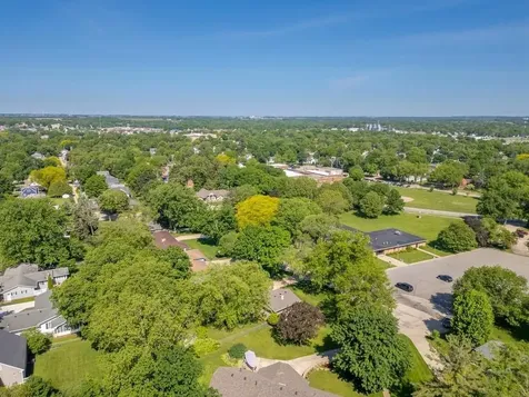 710 3rd Avenue Charles City IA 50616