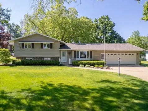710 3rd Avenue Charles City IA 50616