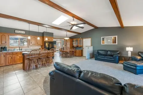 710 3rd Avenue Charles City IA 50616