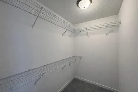 3365 Lincolnshire Road Waterloo IA 50701