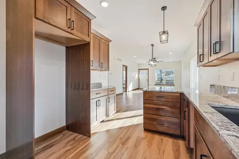 707 NE 5th Avenue Independence IA 50644
