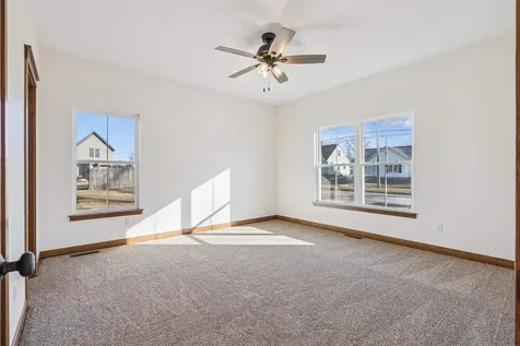 707 NE 5th Avenue Independence IA 50644