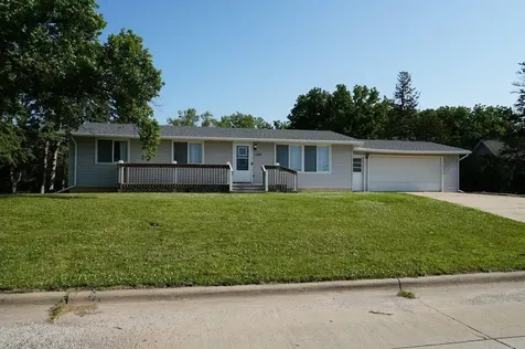 1007 11th Street Charles City IA 50616