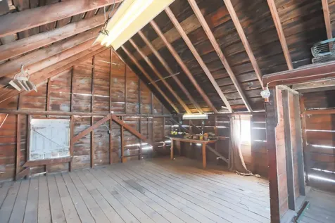610 5th Street Gladbrook IA 50635