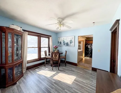 207 7th Street Grundy Center IA 50638
