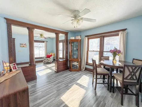 207 7th Street Grundy Center IA 50638
