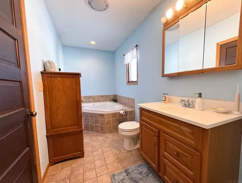 207 7th Street Grundy Center IA 50638