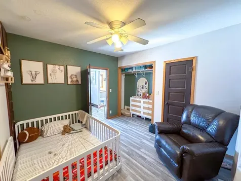 207 7th Street Grundy Center IA 50638