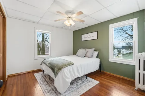 710 SE 5th Avenue Dyersville IA 52040