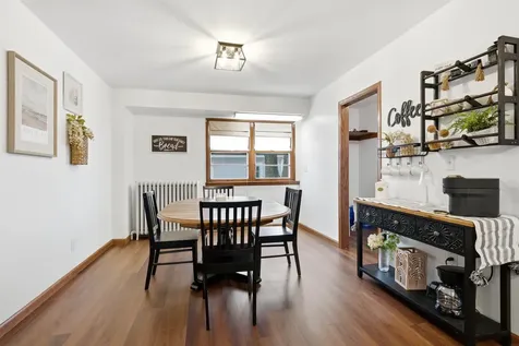 710 SE 5th Avenue Dyersville IA 52040