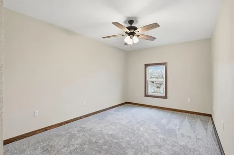 103 E Logan Street New Hampton IA 50659