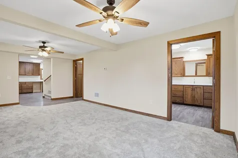 103 E Logan Street New Hampton IA 50659