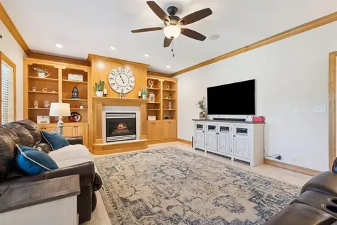 3023 Wellington Drive Cedar Falls IA 50613