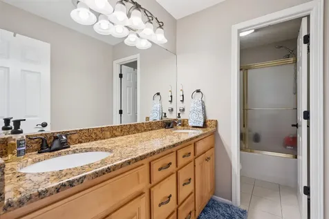3023 Wellington Drive Cedar Falls IA 50613