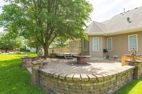 3023 Wellington Drive Cedar Falls IA 50613