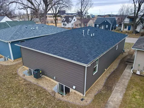 610 Wallgate Avenue Waterloo IA 50701