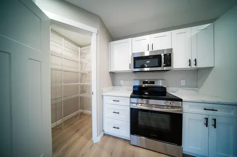 608 Wallgate Avenue Waterloo IA 50701