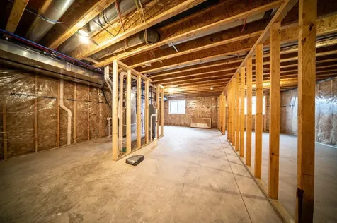 608 Wallgate Avenue Waterloo IA 50701