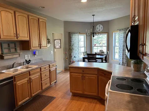 305 Sherman Street Dysart IA 52224