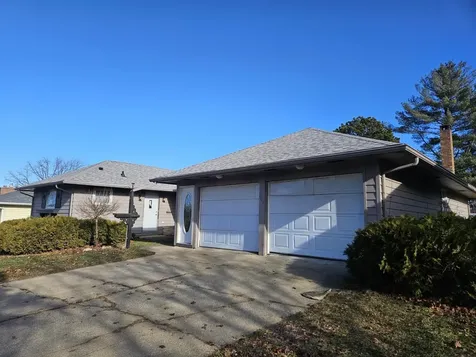 107 9th Avenue SE Oelwein IA 50662