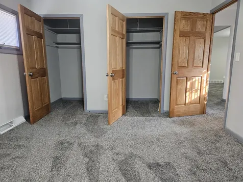 107 9th Avenue SE Oelwein IA 50662