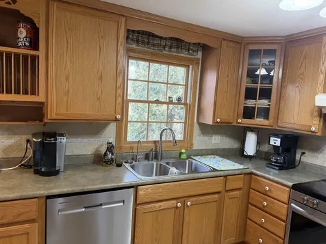 1129 164th Street Castalia IA 52133