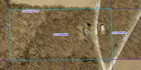1129 164th Street Castalia IA 52133