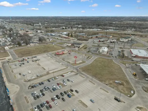 Outlot B E Ridgeway Avenue Waterloo IA 50702