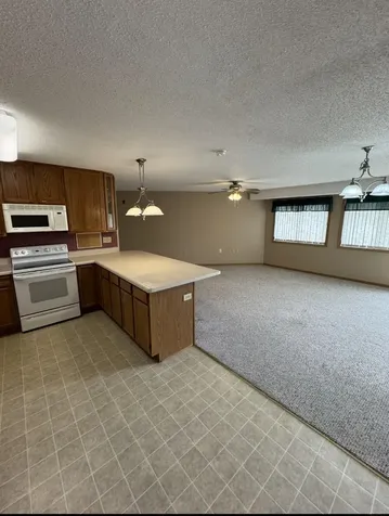 520 S 1st Avenue New Hampton IA 50659