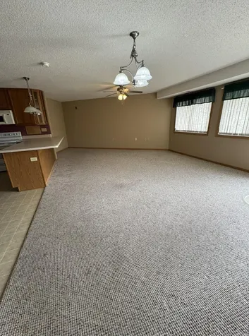 520 S 1st Avenue New Hampton IA 50659