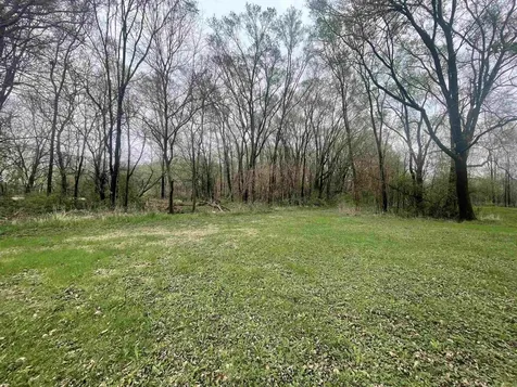 Lot 40 Cloverdale Avenue Waterloo IA 50703