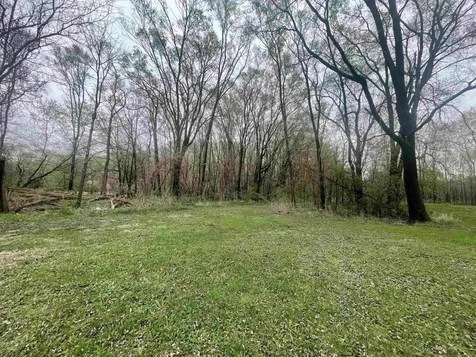 Lot 40 Cloverdale Avenue Waterloo IA 50703