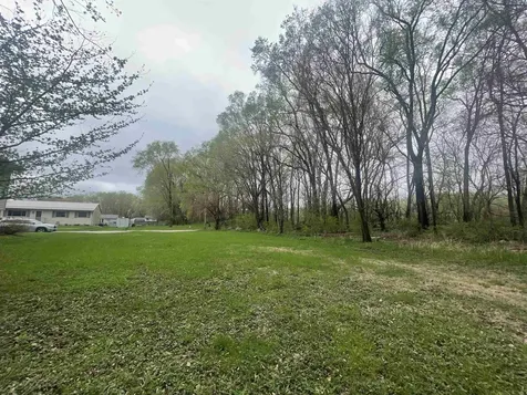Lot 40 Cloverdale Avenue Waterloo IA 50703