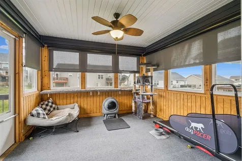 724 Grindstone Circle Waterloo IA 50702