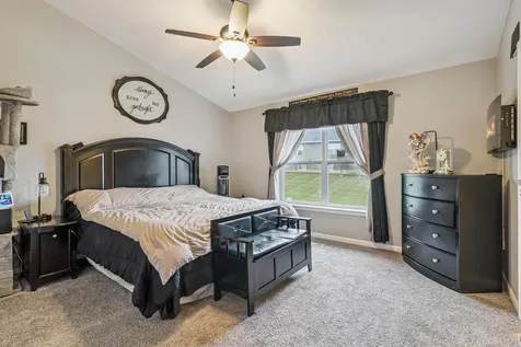 724 Grindstone Circle Waterloo IA 50702