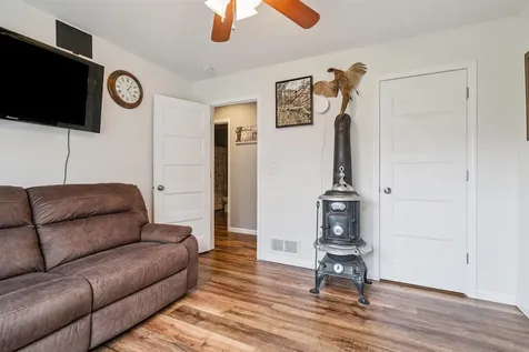 724 Grindstone Circle Waterloo IA 50702