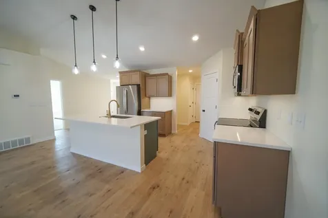 204 E Lillian Avenue Conrad IA 50621