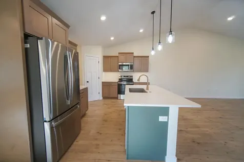 204 E Lillian Avenue Conrad IA 50621