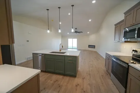 202 E Lillian Avenue Conrad IA 50621