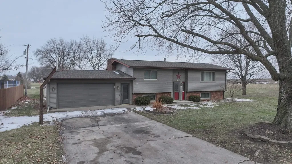 230 Law Avenue Iowa Falls IA 50126
