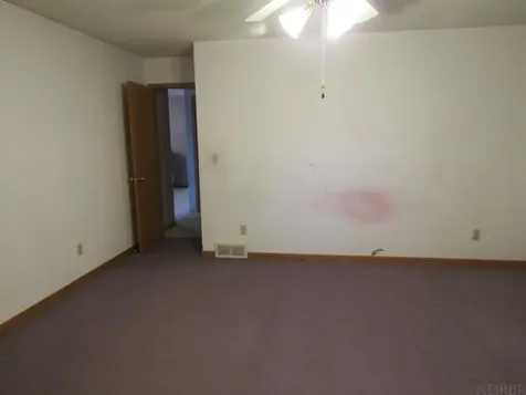607 West View Drive Guttenberg IA 52052
