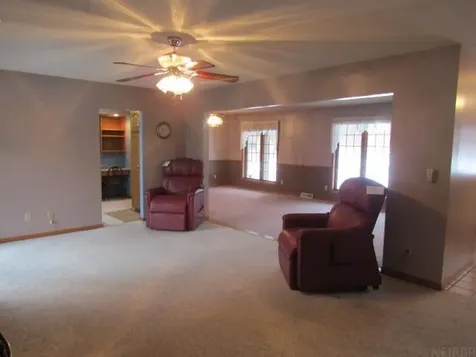 607 West View Drive Guttenberg IA 52052