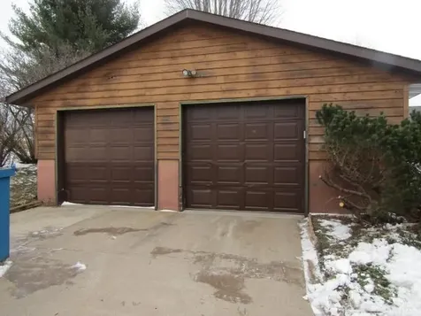 607 West View Drive Guttenberg IA 52052