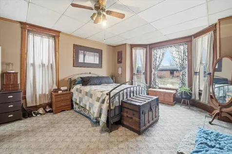 1003 Edgington Eldora IA 50627