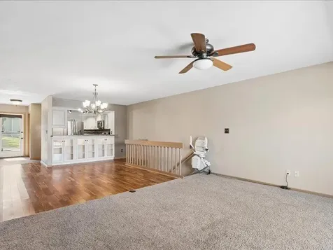 427 SW 8th Avenue Waverly IA 50677