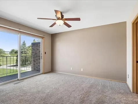 427 SW 8th Avenue Waverly IA 50677