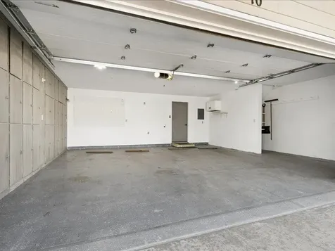 427 SW 8th Avenue Waverly IA 50677