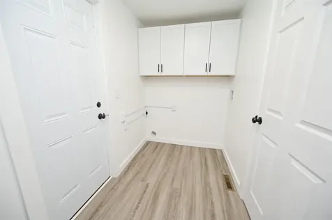 120 Prospect Street Manchester IA 52057