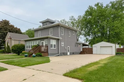 1245 Hawley Street Jesup IA 50648
